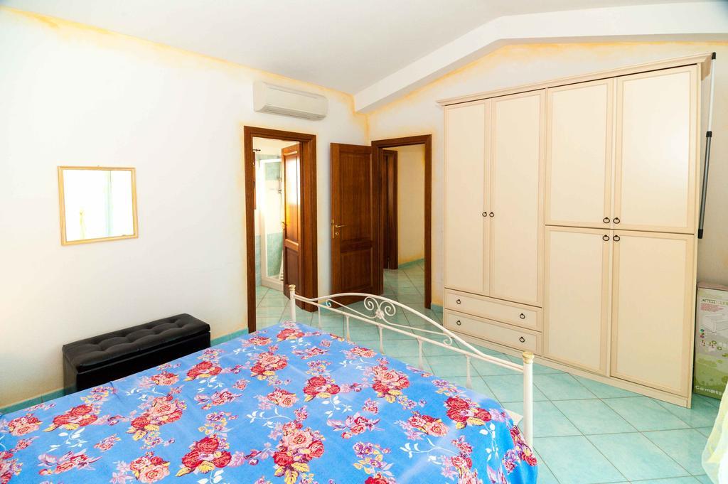 I Villini Di Baia Sant'Anna Apartment Budoni Ngoại thất bức ảnh